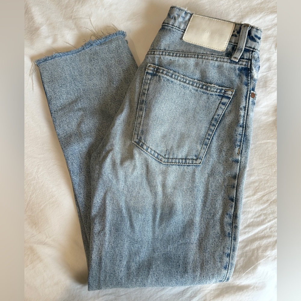 SOLD Zara ankle cropped raw hem jeans